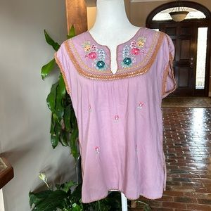 Free People embroidered top sz L